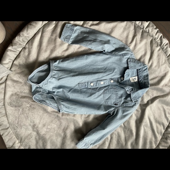 Baby boy never worn blue Jean body shirt - Picture 3 of 3